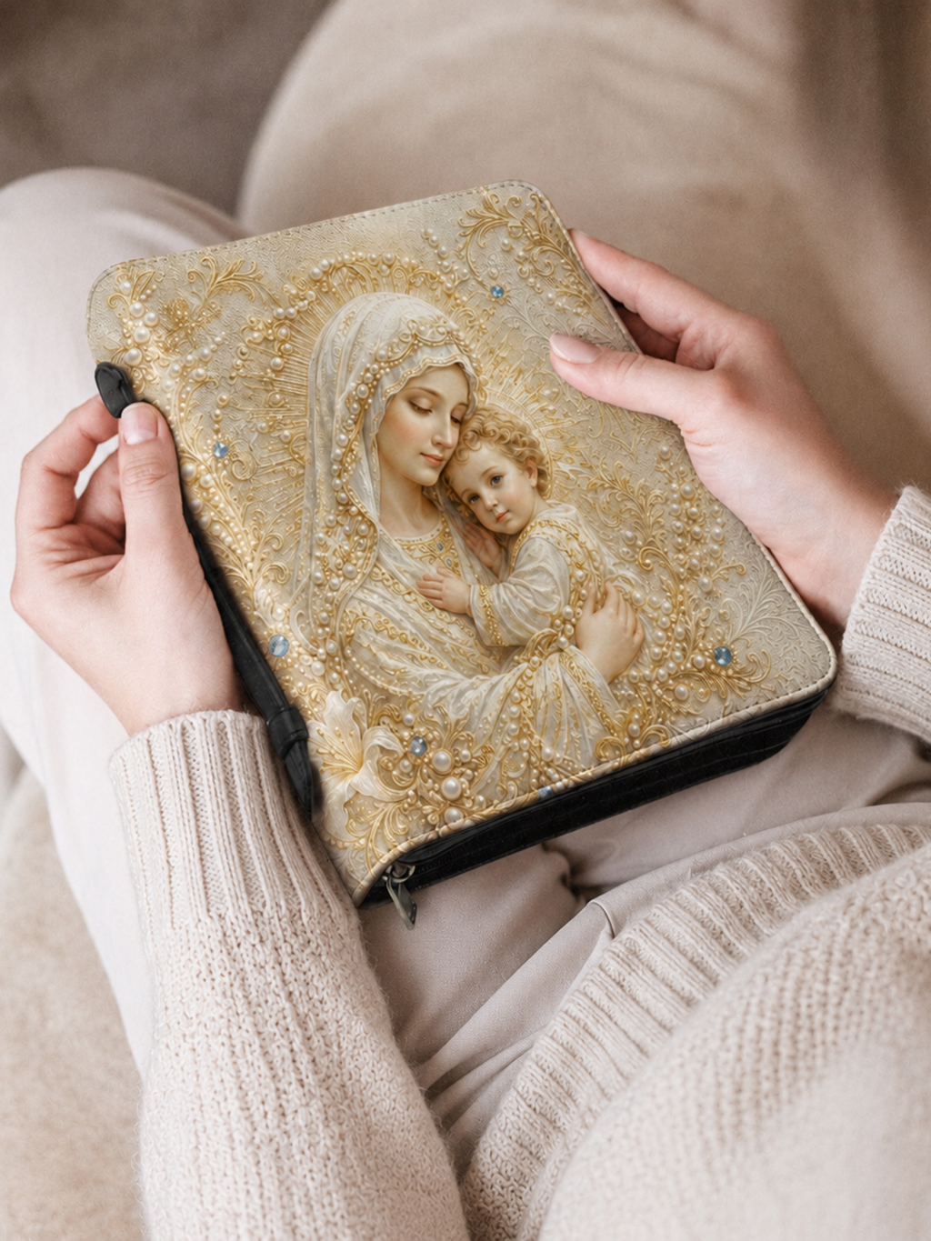"Regina" Bible Cover