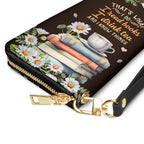 Christianartbag Clutch Purse, Thats What I Do I Read Books I Drink Tea And I Know Things Clutch Purse For Women, Personalized Name, Christian Gifts For Women, CAB01050124.